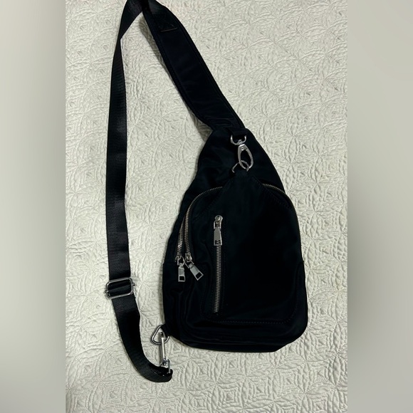 Sasha & Sofi Handbags - Sasha & Sofi Sling Bag